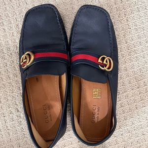 Gucci leather driver with web